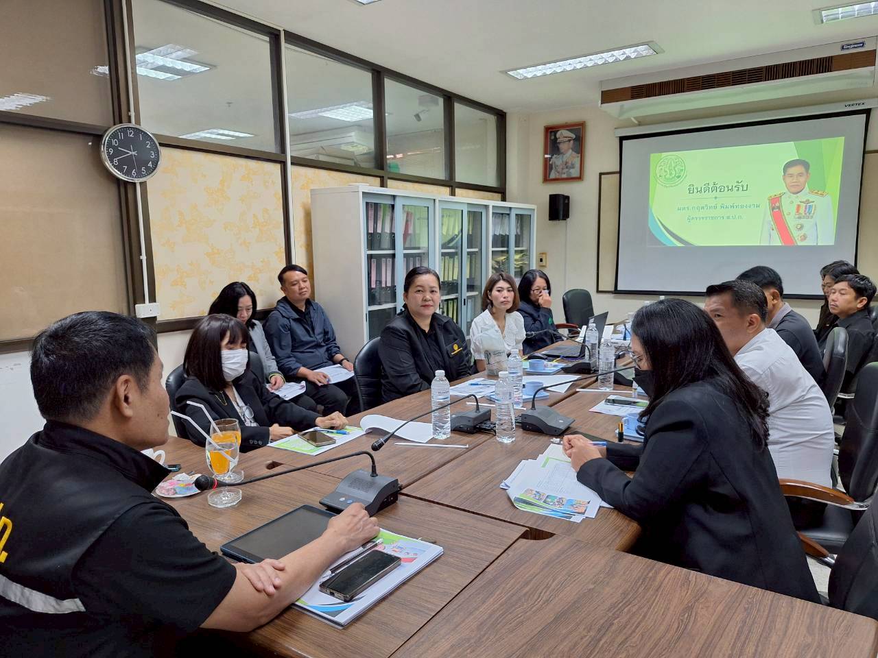title - ผู้ตรวจราชการ ส.ป.ก. ประชุมตรวจราชการและติดตามความก้าวหน้าผลการดำเนินงานตามแผนการตรวจราชการของผู้ตรวจราชการสำนักงานการปฏิรูปที่ดินเพื่อเกษตรกรรม ประจำปีงบประมาณ พ.ศ. 2569 รอบที่ 1 เขตตรวจราชการที่ 12 จังหวัดมหาสารคาม 